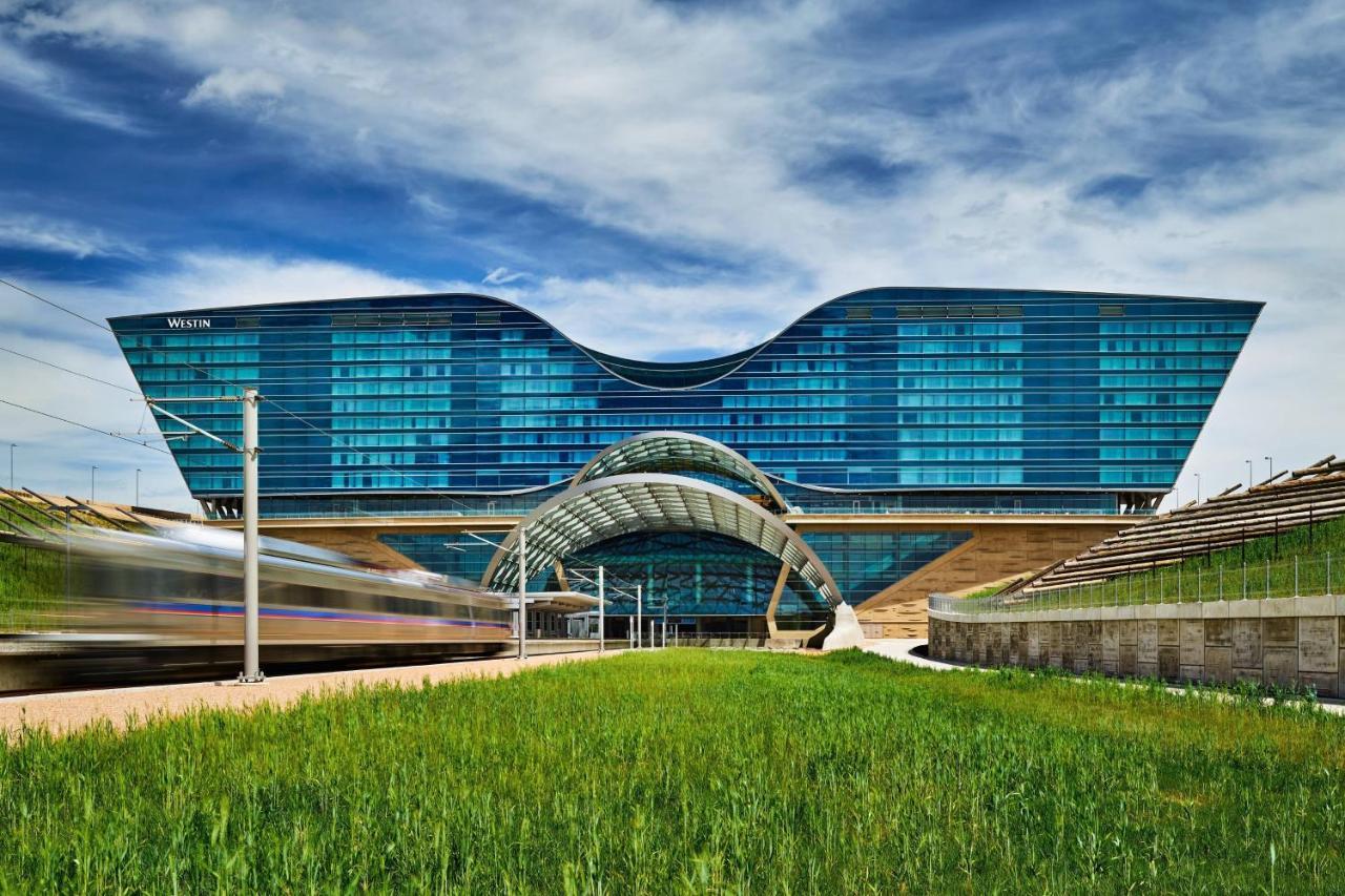 The Westin Denver International Airport Exteriör bild