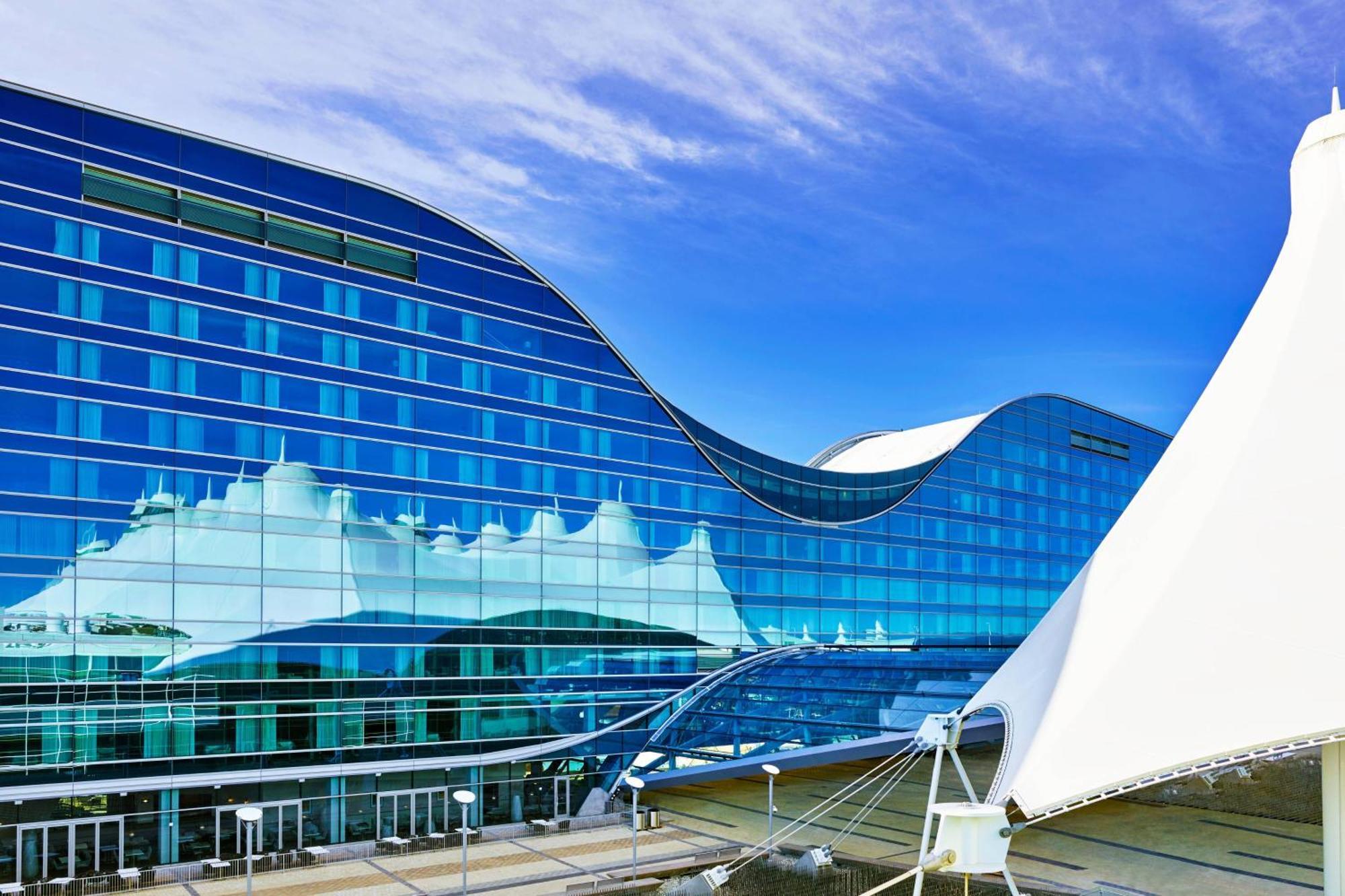 The Westin Denver International Airport Exteriör bild
